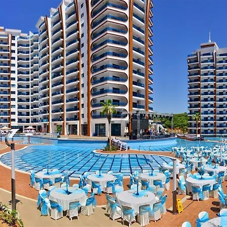 Azura Park Lejlighedshotel
